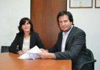Riganti perdi� un juicio contra la UCR