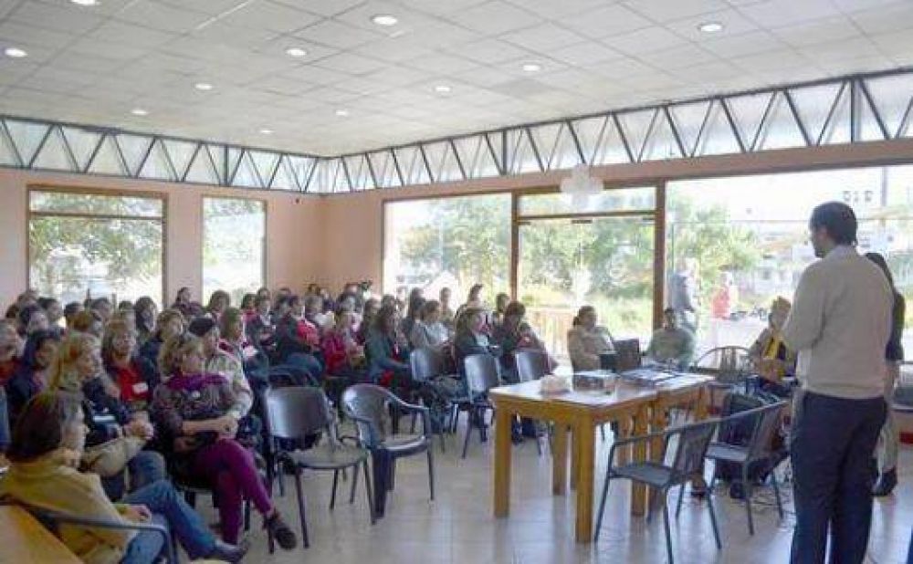 Capacitan a docentes en detecci�n de abusos