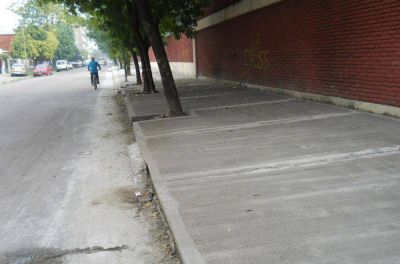 El Municipio construy� veredas en San Mart�n y en Barrio Sarmiento