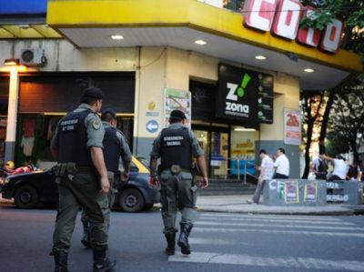 Binner dijo que las fuerzas federales �podr�an haber llegado antes, pero es importante que patrullen las calles�