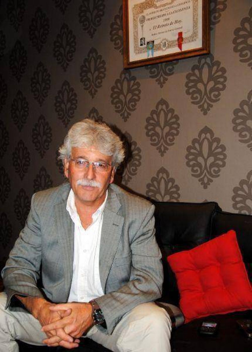 Bruzzeta: �Tengo un gran compromiso que asum� con Pulti y todos los vecinos�