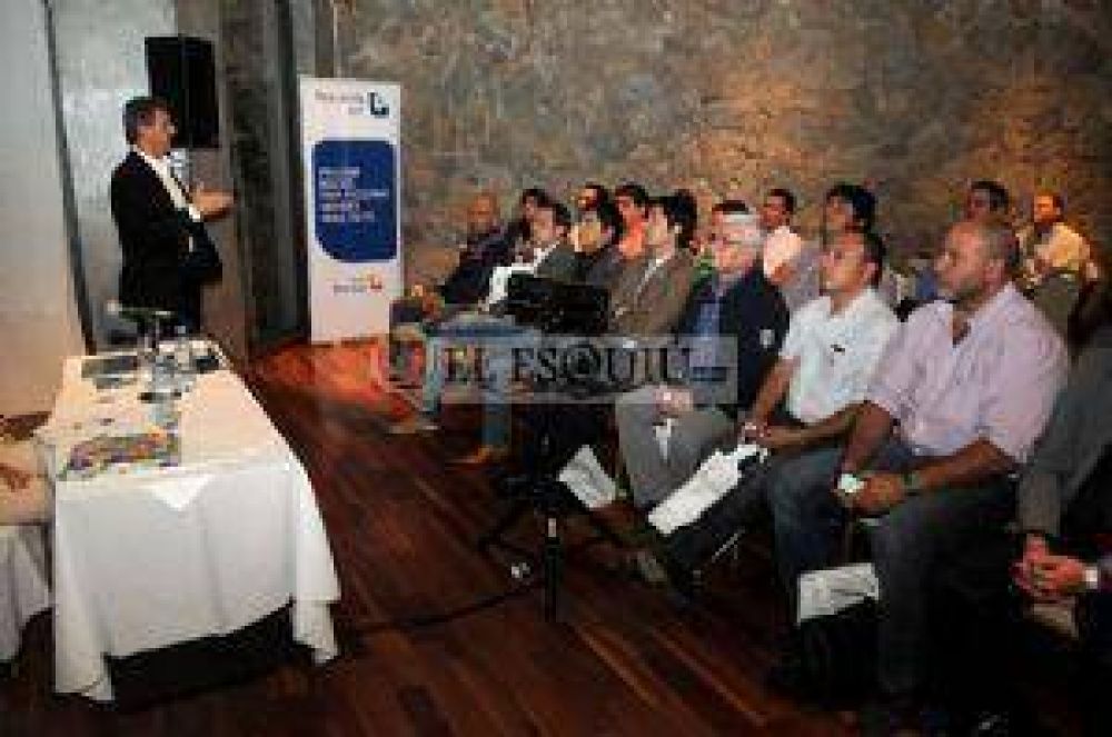 Se afianza la relaci�n institucional y pol�tica entre Luc�a y Daniel Scioli