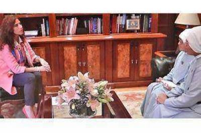 La gobernadora mantuvo importantes reuniones protocolares en su despacho de Casa de Gobierno