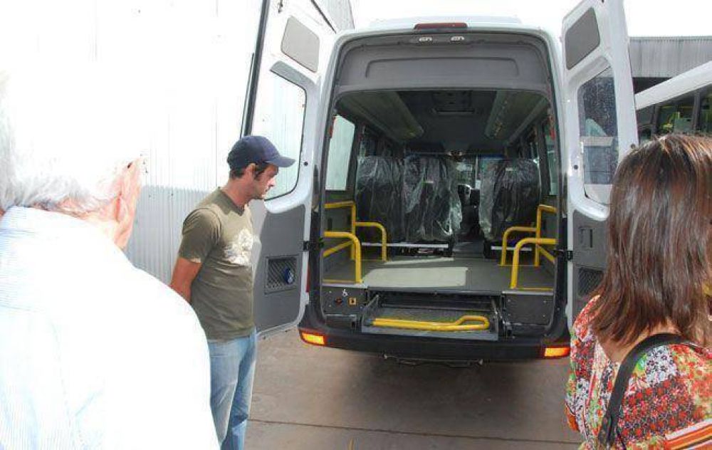 Accesibilidad: Autobuses analizar� si "se va o se queda", frente a un fallo en contra