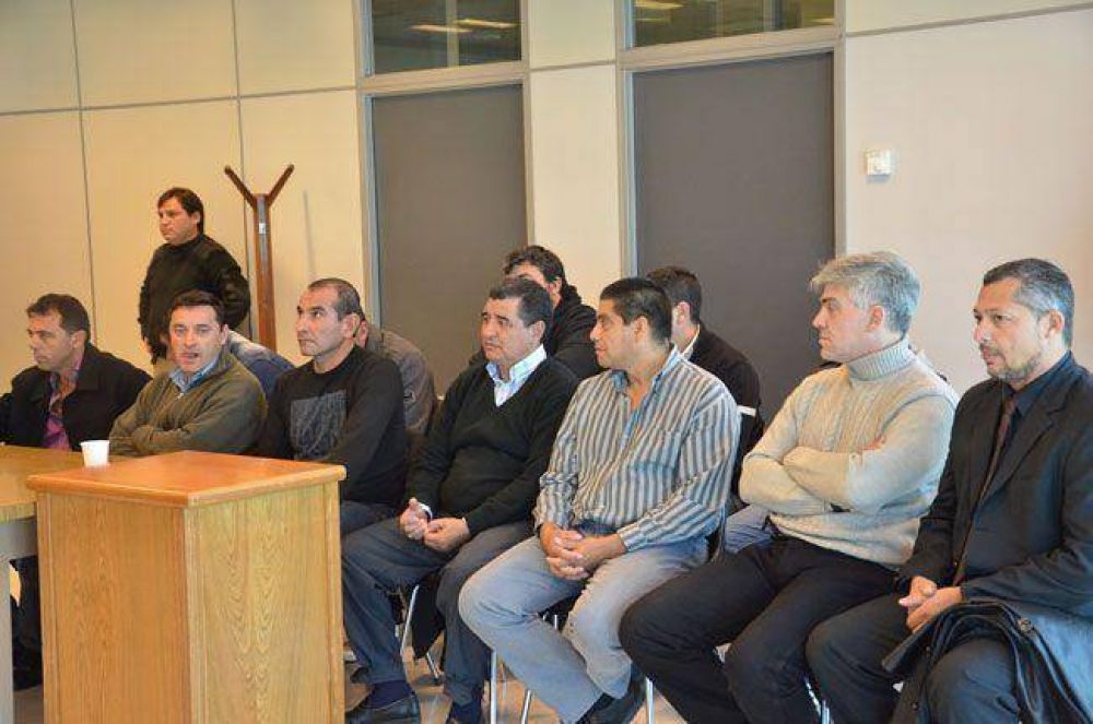 Formalizaron a 12 polic�as por el acuartelamiento: los investigar�n por sedici�n
