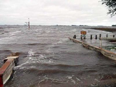 Por desborde es complicada la situaci�n en Blanca Grande
