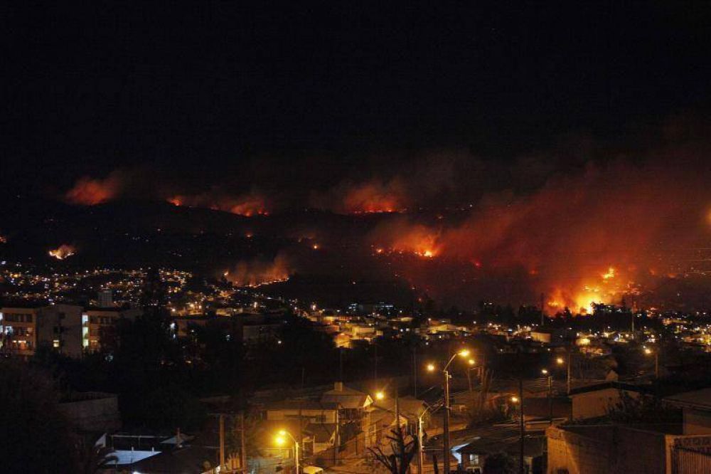Brigadistas de Bariloche viajan a Valpara�so para colaborar