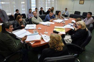 Abordaron la ley que regula el ejercicio de la profesi�n de enfermer�a