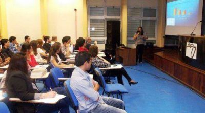 Excepcional jornada sobre comercio exterior en la UCP
