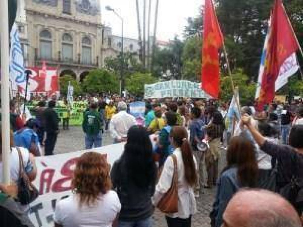 Estela Ortega: �El gobierno nos va a recibir ma�ana�