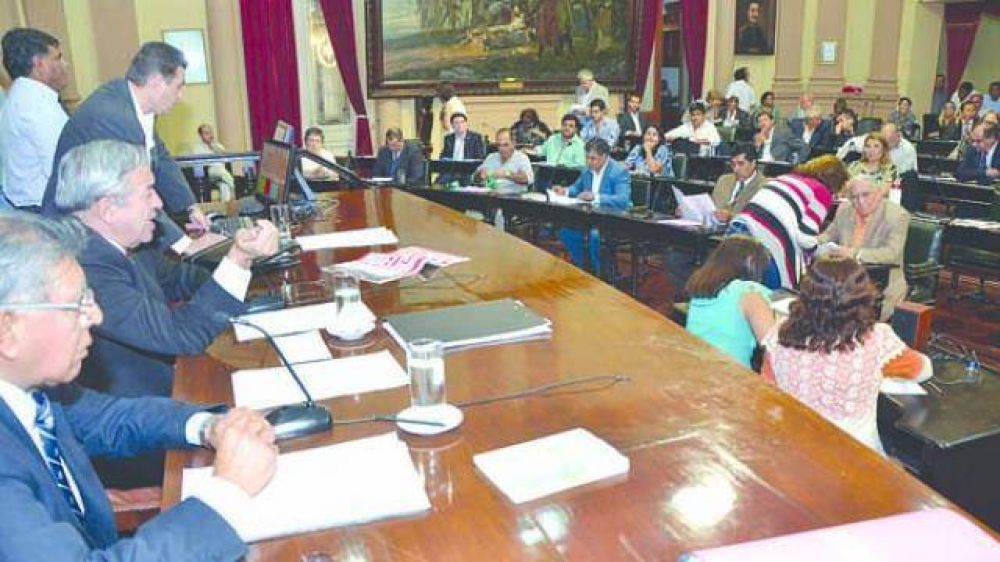 Diputados pedir�n al Ejecutivo que dialogue con los docentes