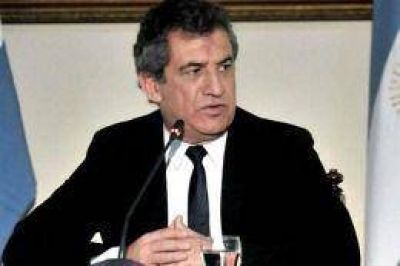 Urribarri rechaz� la posibilidad de que Sergio Massa retorne al PJ