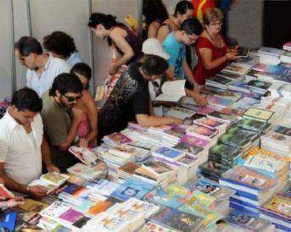 A tiempo: Uruguayenses en la Feria del Libro