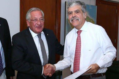 Jujuy firm� convenio de obras por $184 millones