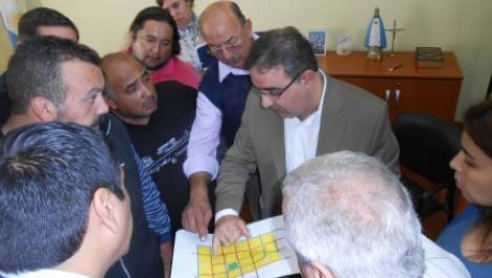 El municipio ampliar� las paradas de taxis