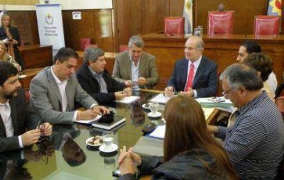 La comisi�n de Seguridad del Senado bonaerense sesion� en el Concejo