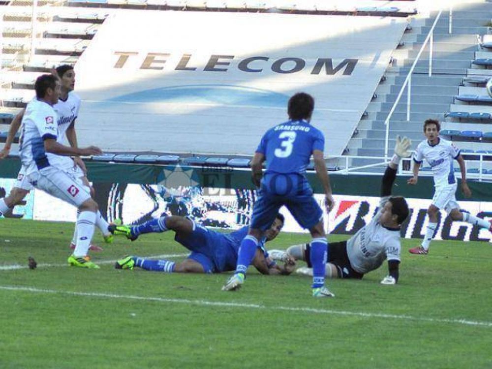 Gan� contra todos los pron�sticos y sigue vivo�