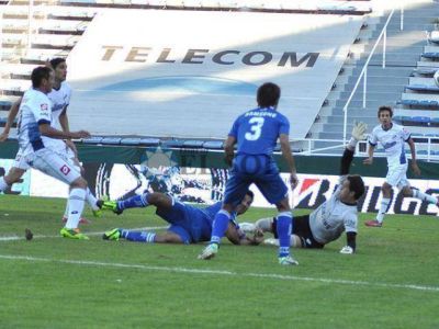 Gan� contra todos los pron�sticos y sigue vivo�