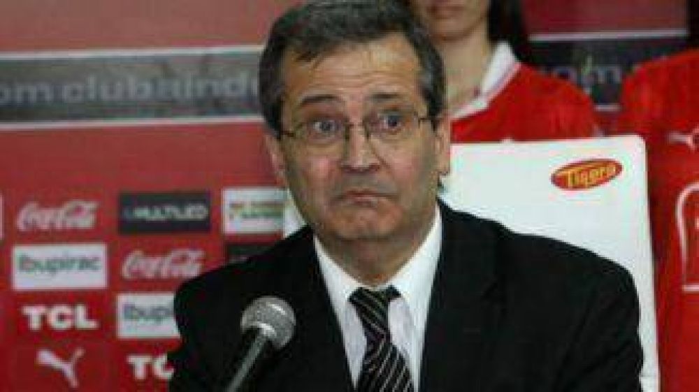 En medio de la crisis, Cantero anunci� que adelantar� las elecciones