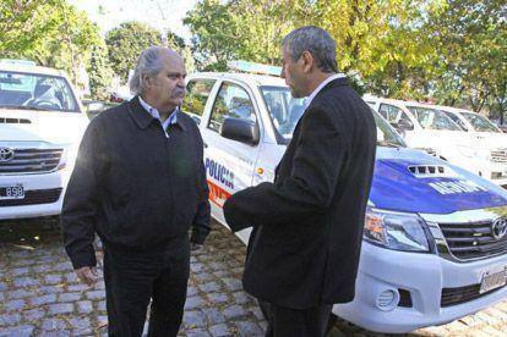 Ministro Granados: �El jefe de seguridad en Avellaneda es el intendente�