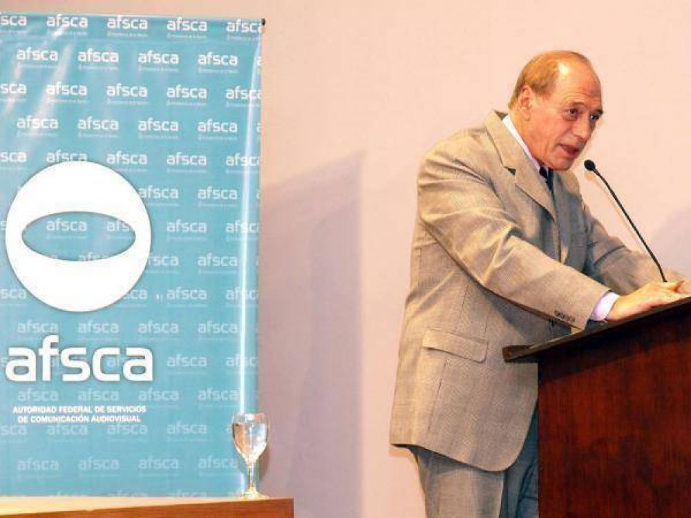 Ante muy buena cantidad de publico disert� el Dr. Zaffaroni