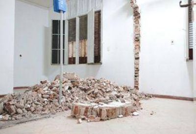 Cooperadora arregla ba�os del Hospital	