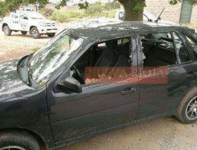 Una mujer atac� con una maza la casa y el auto de su ex pareja