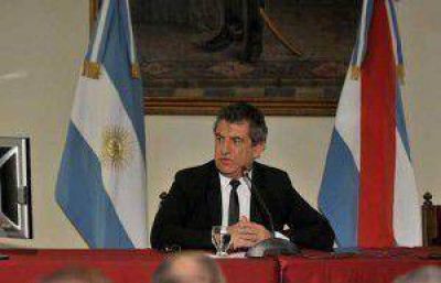 Antes de viajar al sur, Cristina recibi� a Urribarri y al gabinete econ�mico