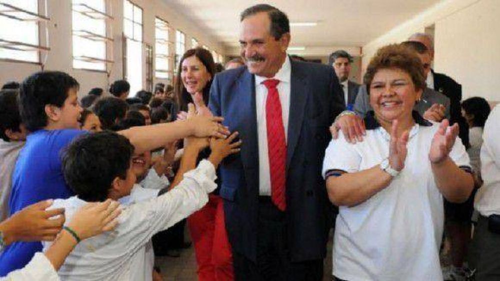 "La educaci�n es eje en nuestro gobierno en estos 11 a�os"