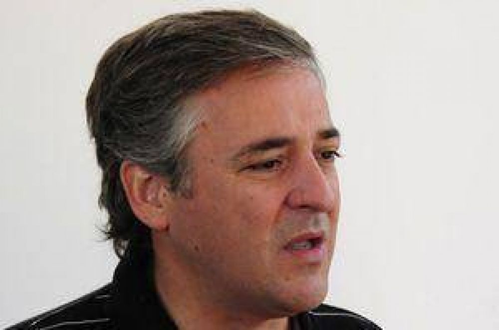 Cuevas: �Hay que tomar alguna acci�n contra los motochorros�