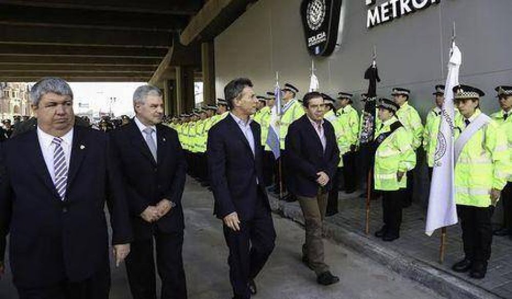 La Polic�a Metropolitana llega a Constituci�n