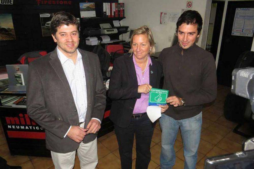 El municipio reconoce y se�aliz� a comercios cumplidores 