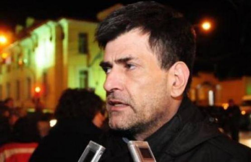 �La idea es que el sueldo policial se acerque a la canasta b�sica� 