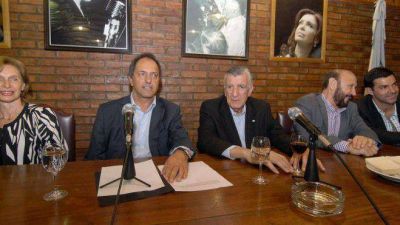 PJ: pese a hablar de unidad, los kirchneristas le aplican el peron�metro al massismo