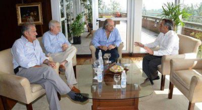 Cariglino elogia a Granados y se gana la primera Patrulla Comunitaria