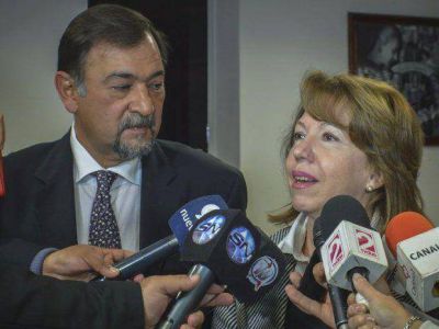 Sonia Escudero: "Siempre es positivo el di�logo"