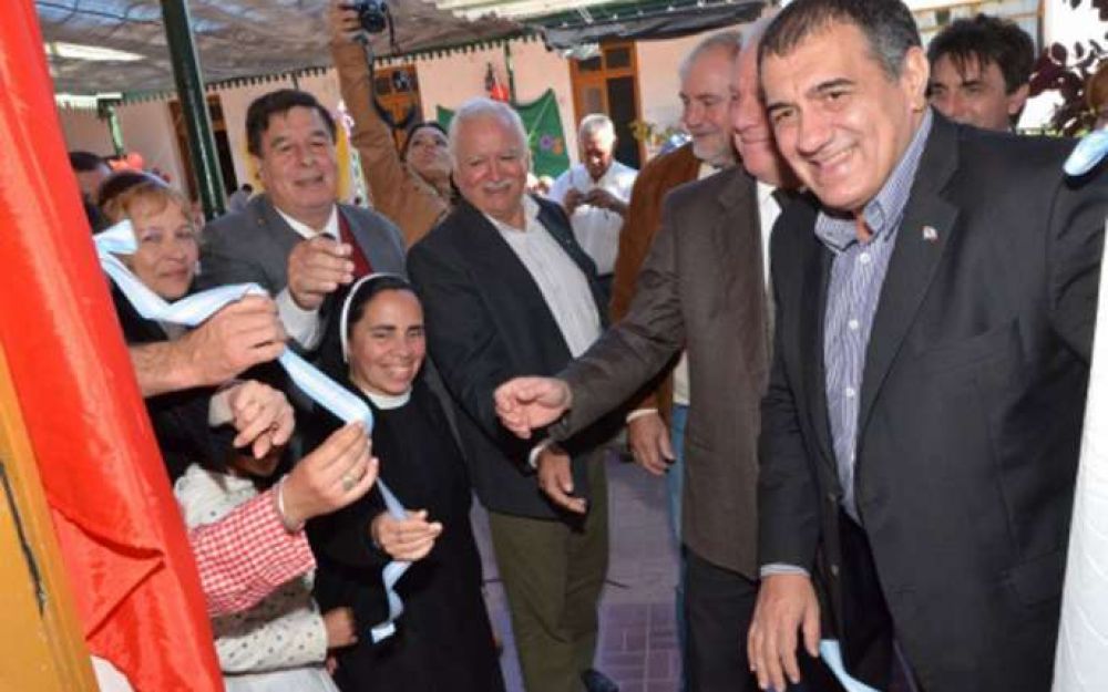 Fue inaugurada la primera obra del programa Cr�dito Fiscal