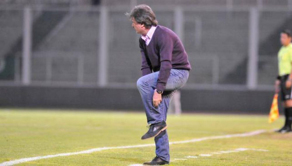 Jorge Ghiso tras la victoria de Talleres: El que est� mejor va a jugar