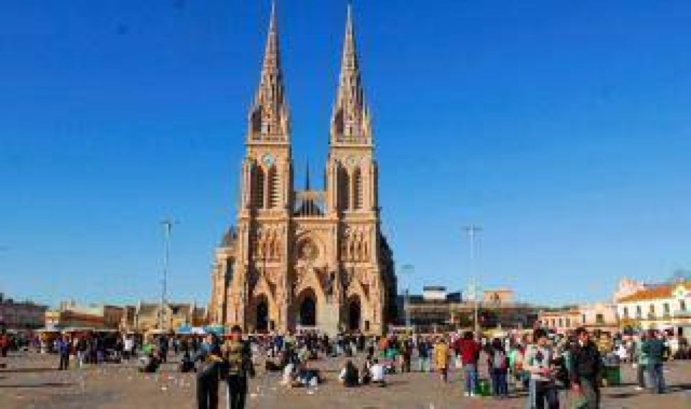 Luj�n se prepara para vivir la Semana Santa