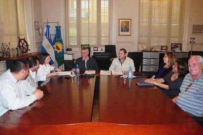 Anuncian acuerdo paritario para empleados municipales de Tigre