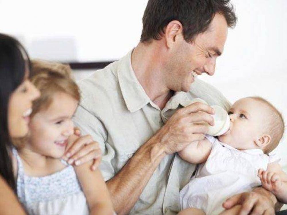 Mendoza est� cerca de extender la licencia por paternidad a quince d�as