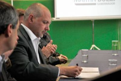 Obras de mejoramiento barrial para los barrios San Cayetano y M�ximo Ab�solo