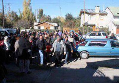 Despidieron los restos de Roca Jalil y sigue la b�squeda de los asesinos 