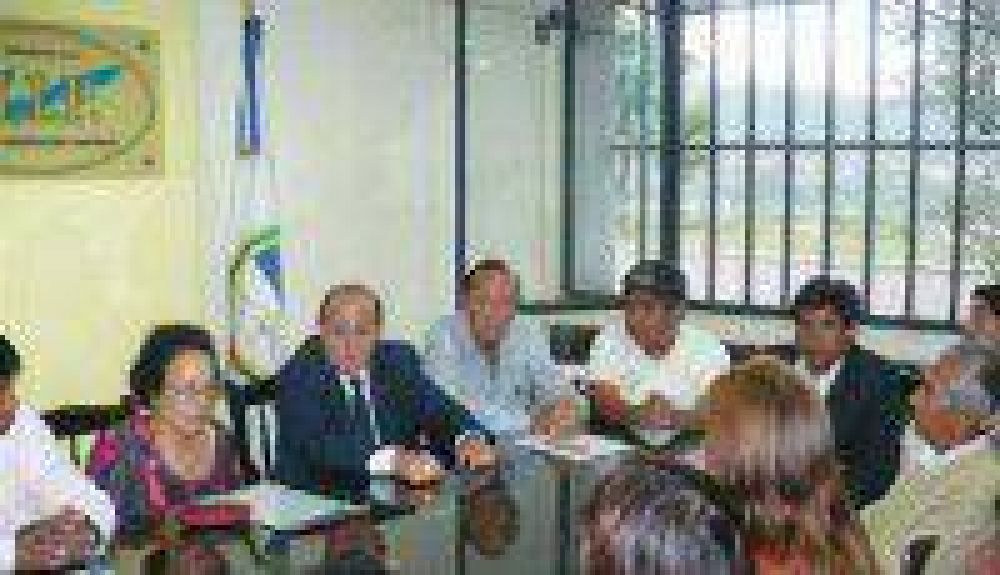 Importante firma de convenio entre Agua de los Andes y el Ministerio de Infraestructura