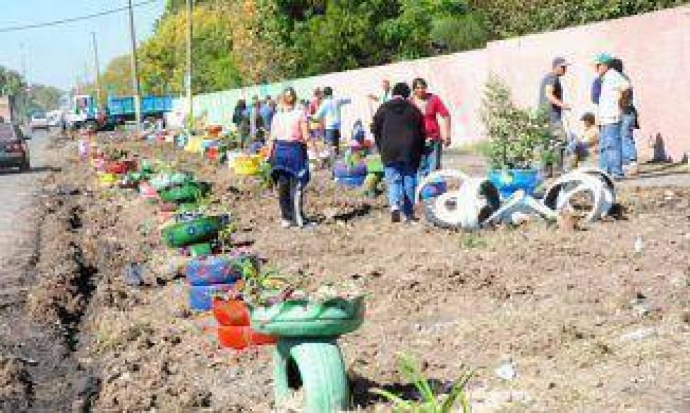 Realizan limpiezas en Bernal Oeste