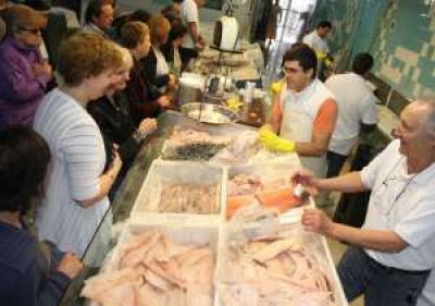 Otra suba del pescado y ya roza $50 el kilo