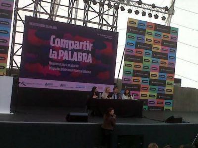 Santa Cruz particip� del Encuentro Federal de la Palabra
