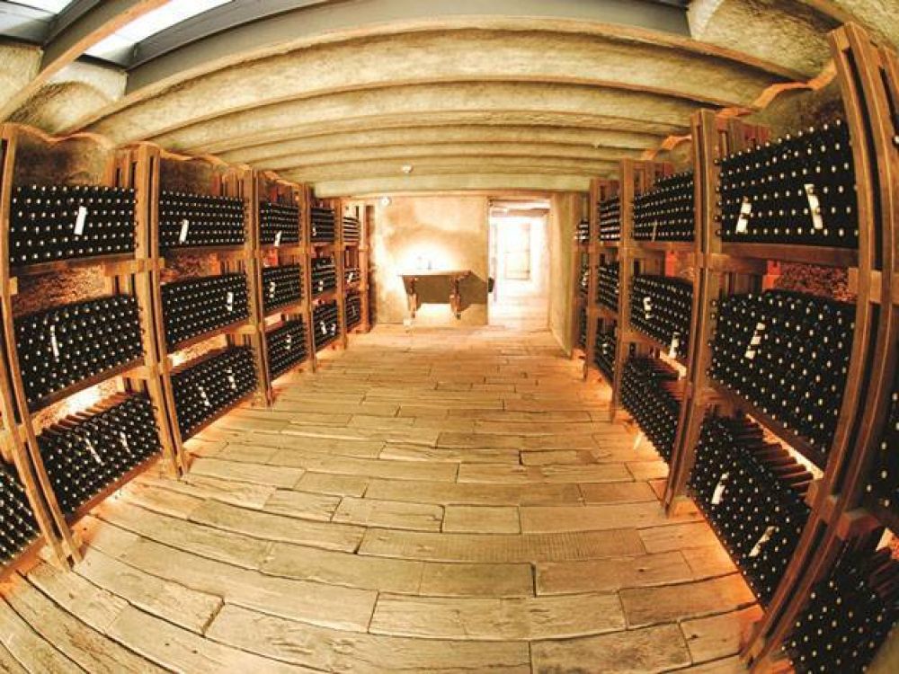 Habr� combis gratuitas para que los turistas recorran las bodegas