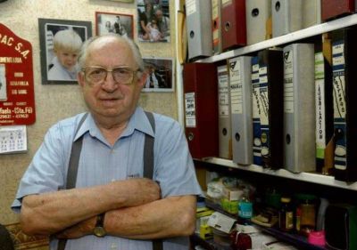 Fallece Salom�n Rojk�s, un referente del comercio local