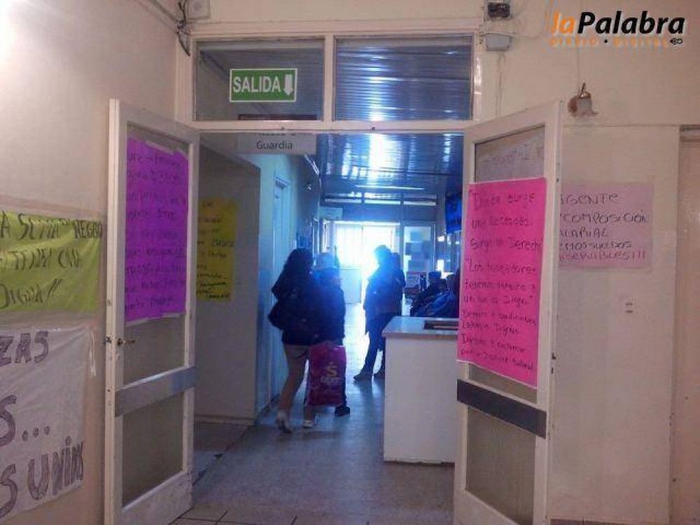 Hospitalarios de Patagones realizaron hoy una sorpresiva retencin de servicios